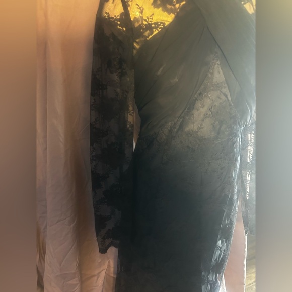 Chic Black Lace Long Sleeve Dress - Picture 5 of 7